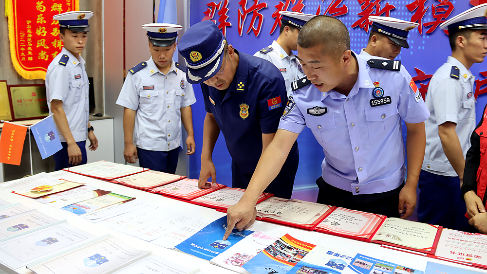 阿尔山市森林消防大队：“请进来+走出去” 用“枫桥”精神培树典型思潮