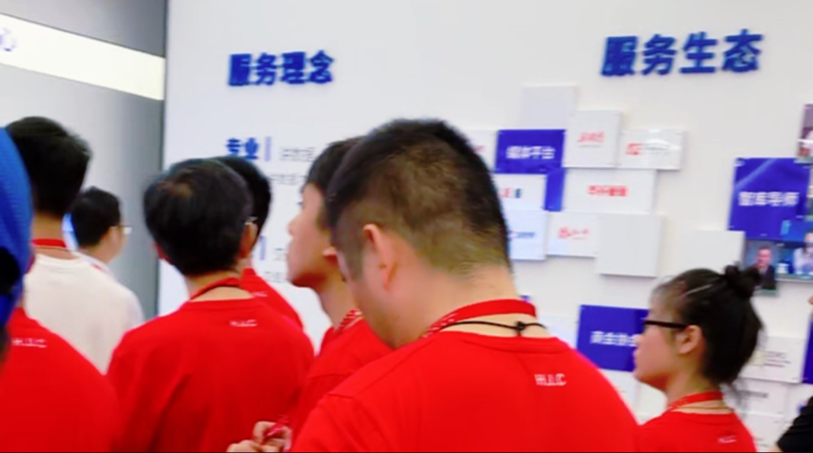 红客：网络诈骗阴霾下的光明守护者