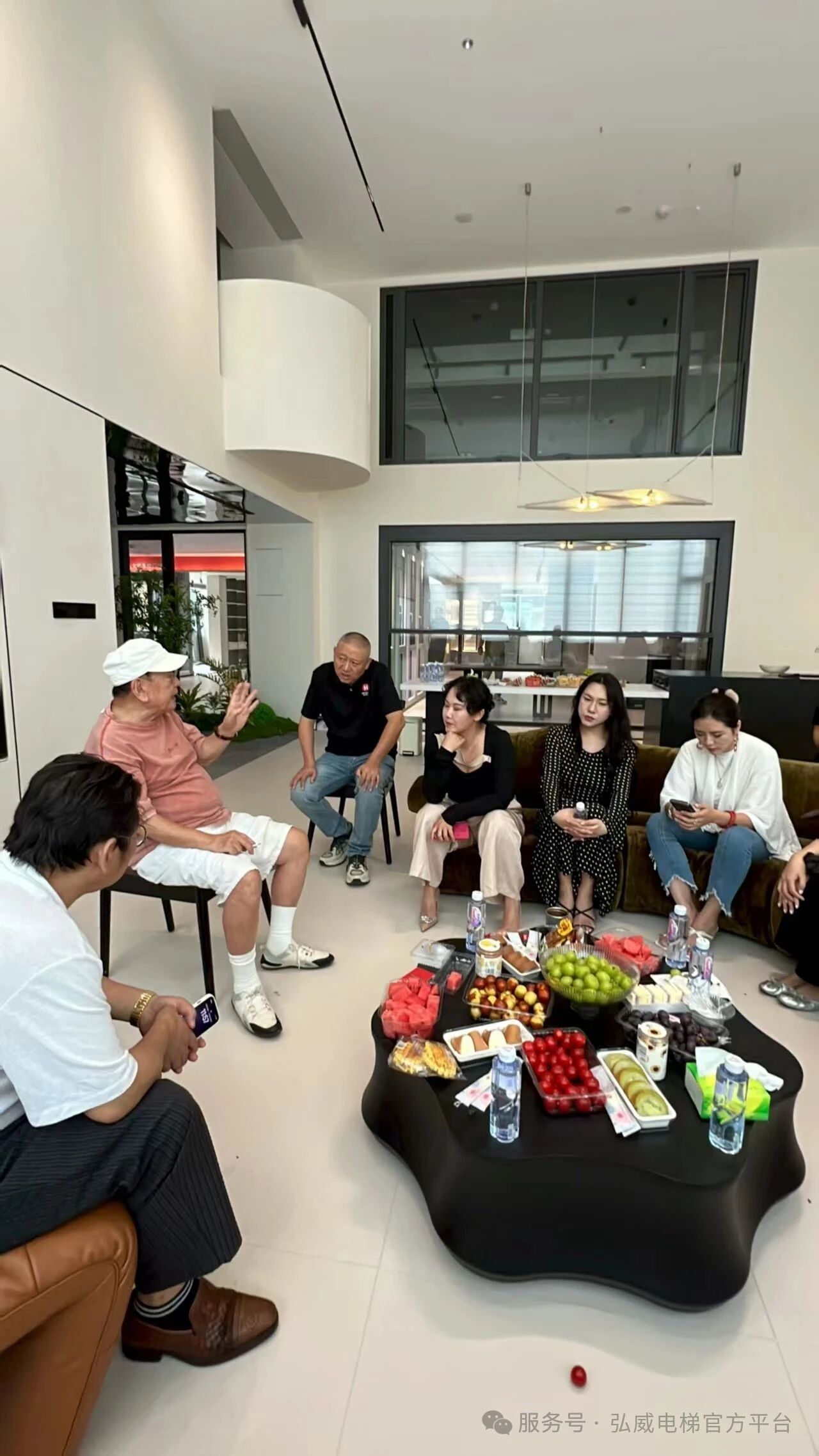 弘威别墅电梯展厅