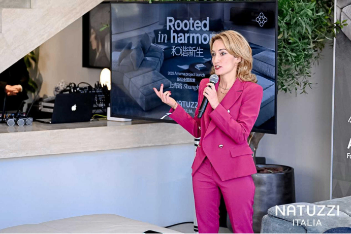Natuzzi Italia 于上海首发全新 Amama 系列，携手设计师 Andrea Steidl 与中国设计社群深度交流