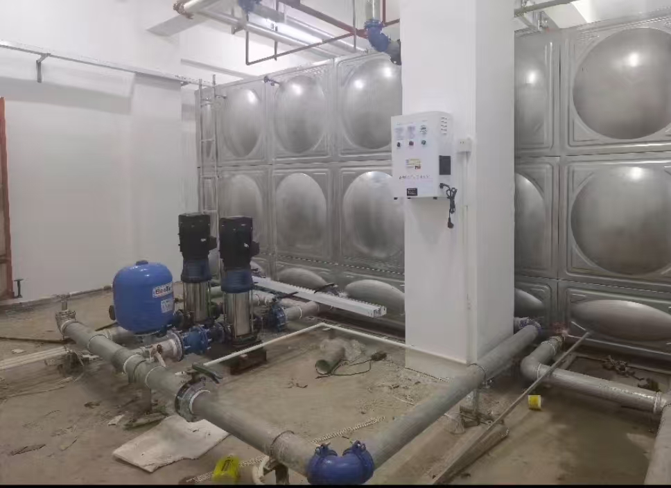 304氩弧焊接不锈钢水箱为何更耐用?揭秘华崛不锈钢水箱厂的工艺密码 304氩弧焊接不锈钢水箱为何更耐用?揭秘华崛不锈钢水箱厂的工艺密码