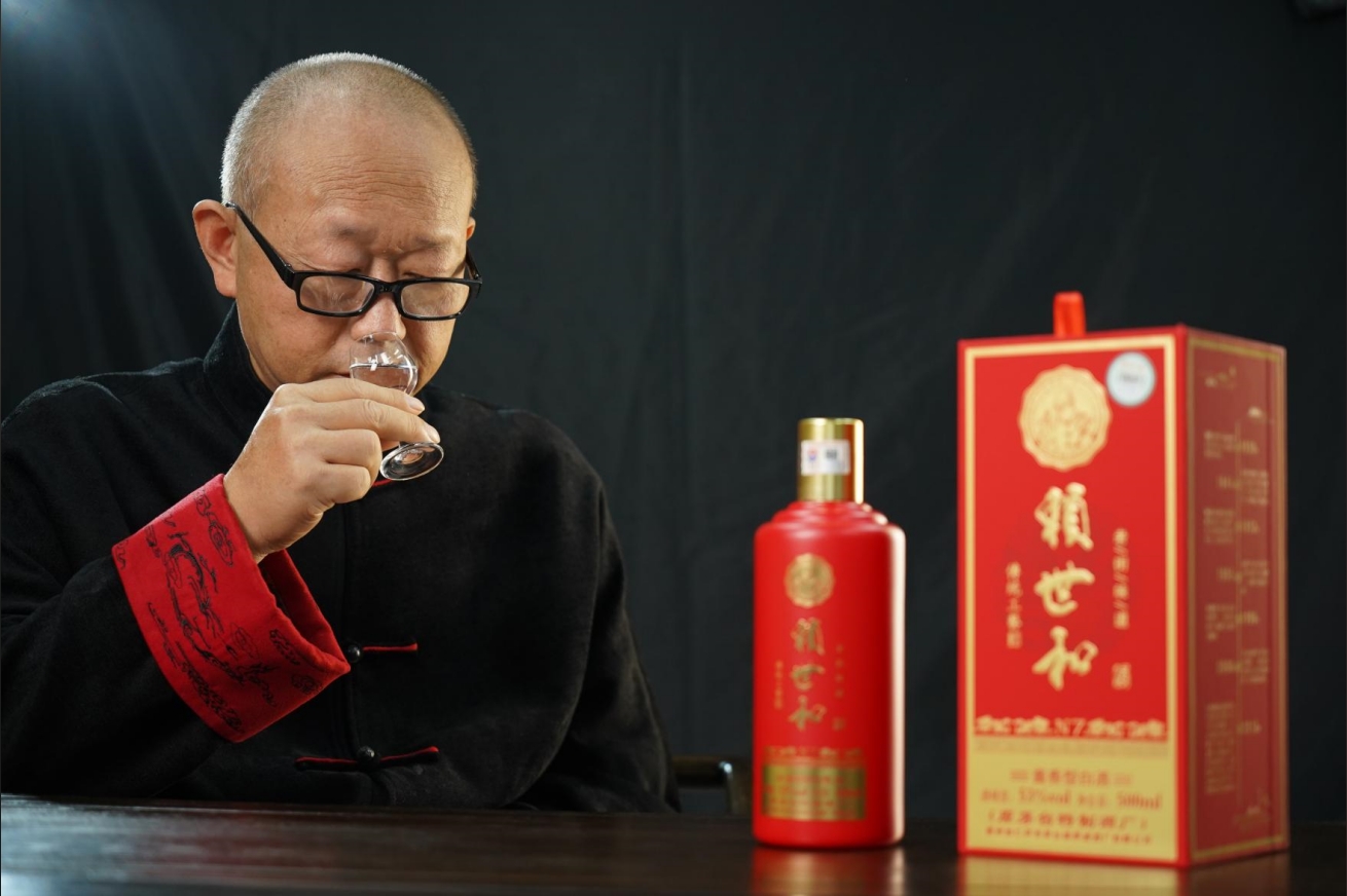 糖酒会访谈｜赖世和酱酒赖鹏飞：品质为王，文化为魂，引领酱酒新风尚