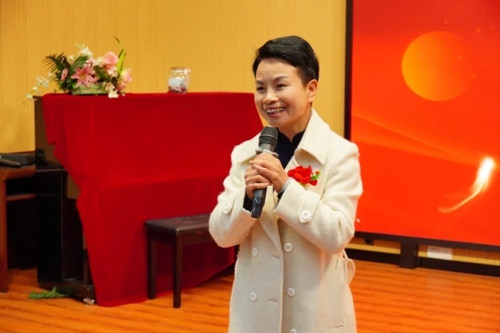 https://img2.danews.cc/upload/images/20241205/3d21bdc27824efa129d6f62858d4721a.jpg