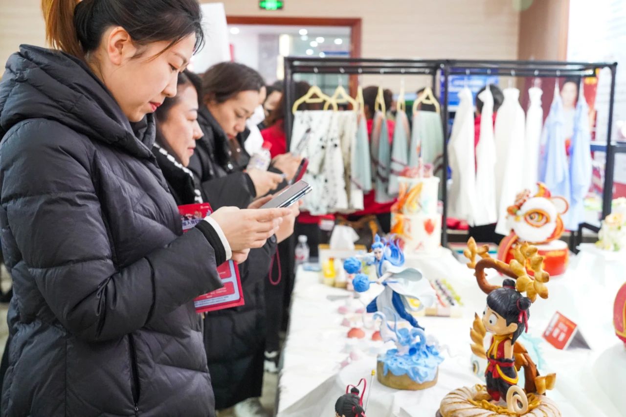 沈阳新东方技工学校亮相辽宁省“春暖辽沈·兴企护航”就业服务活动：以技能赋能振兴，用职教点亮未来