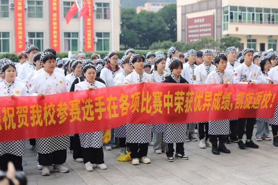 喜报！热烈祝贺福建省新东方技工学校荣获福建省第一届职业技能大赛金奖、银奖等多个奖项