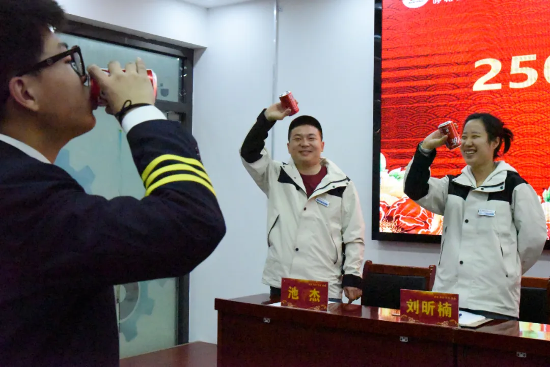 定向培养 逐梦起航 | 呼和浩特万通轨道运输管理2501校企共建班开班典礼顺利举行