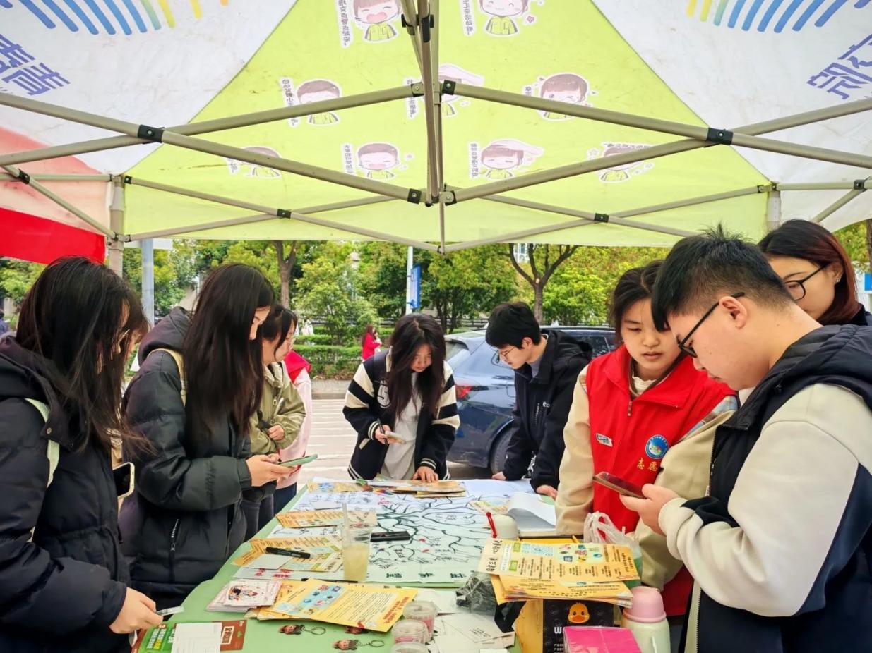 “指尖三月，绘意春心”公益主题活动圆满结束