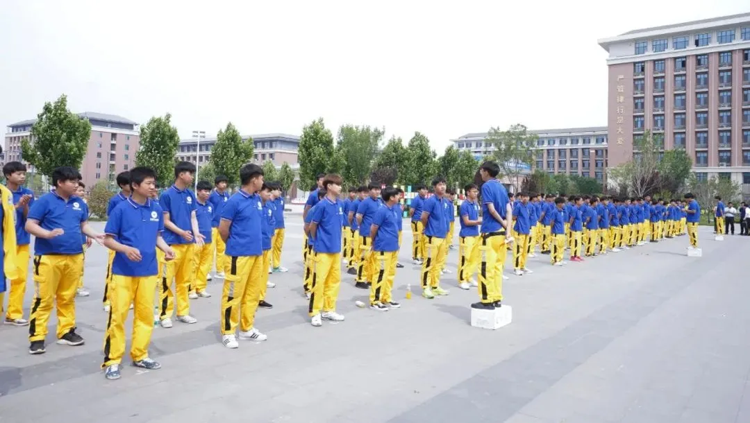 热烈祝贺丨山东万通学校2025年第三期家长见证会圆满收官！