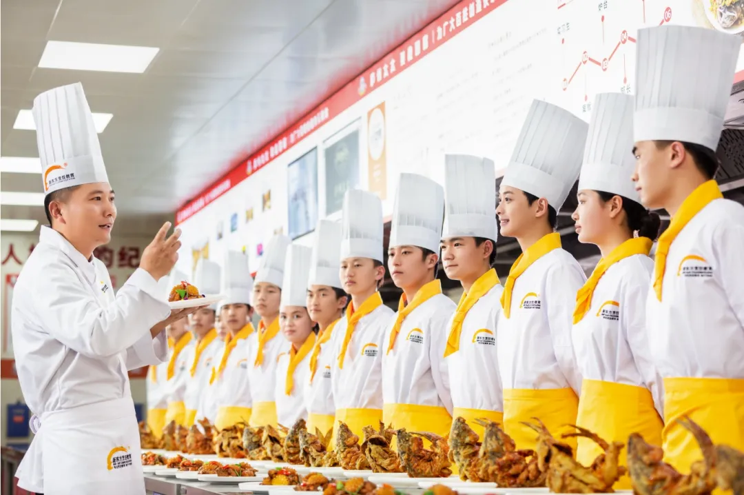 安徽新东方高级技工学校：2025职教高考创“双百”佳绩，本科达线率57%！