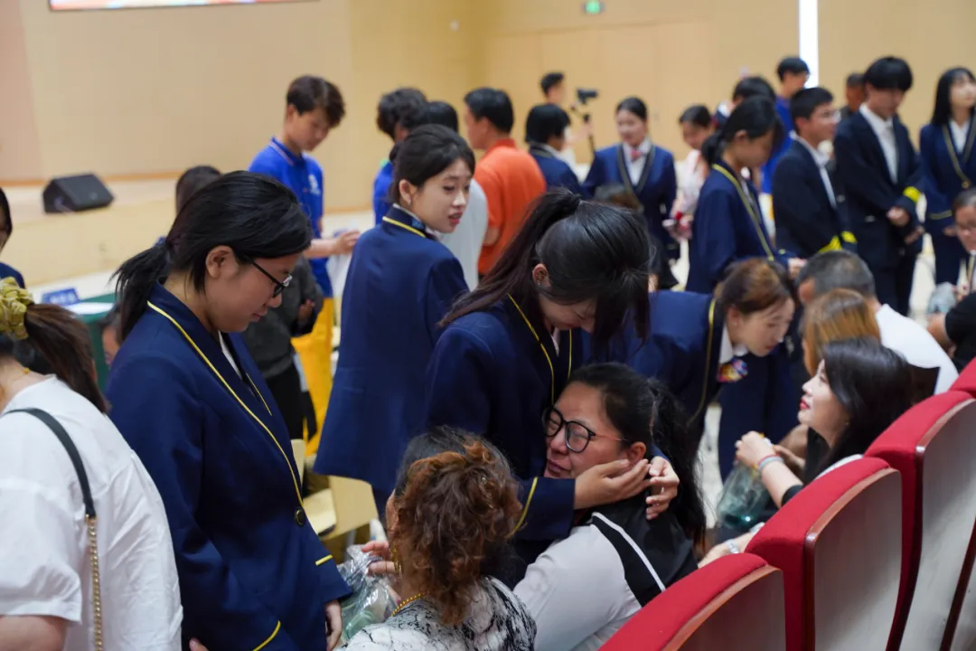 热烈祝贺丨山东万通学校2025年第三期家长见证会圆满收官！