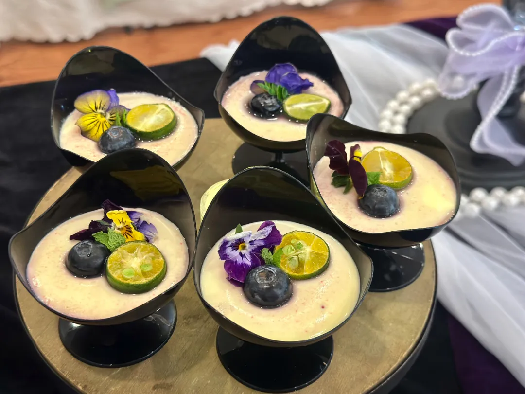 学西点避坑指南：为何安徽新东方高级技工学校是优选