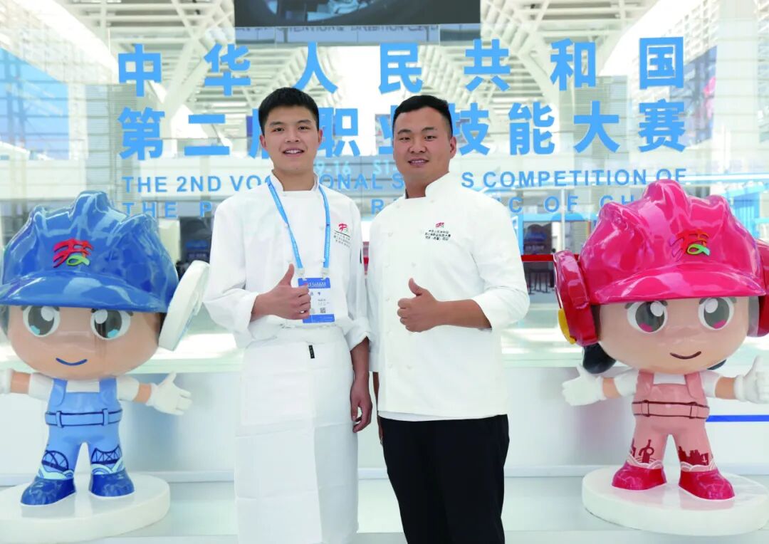 三代师徒接力传承，安徽新东方高级技工学校如何成为冠军摇篮？