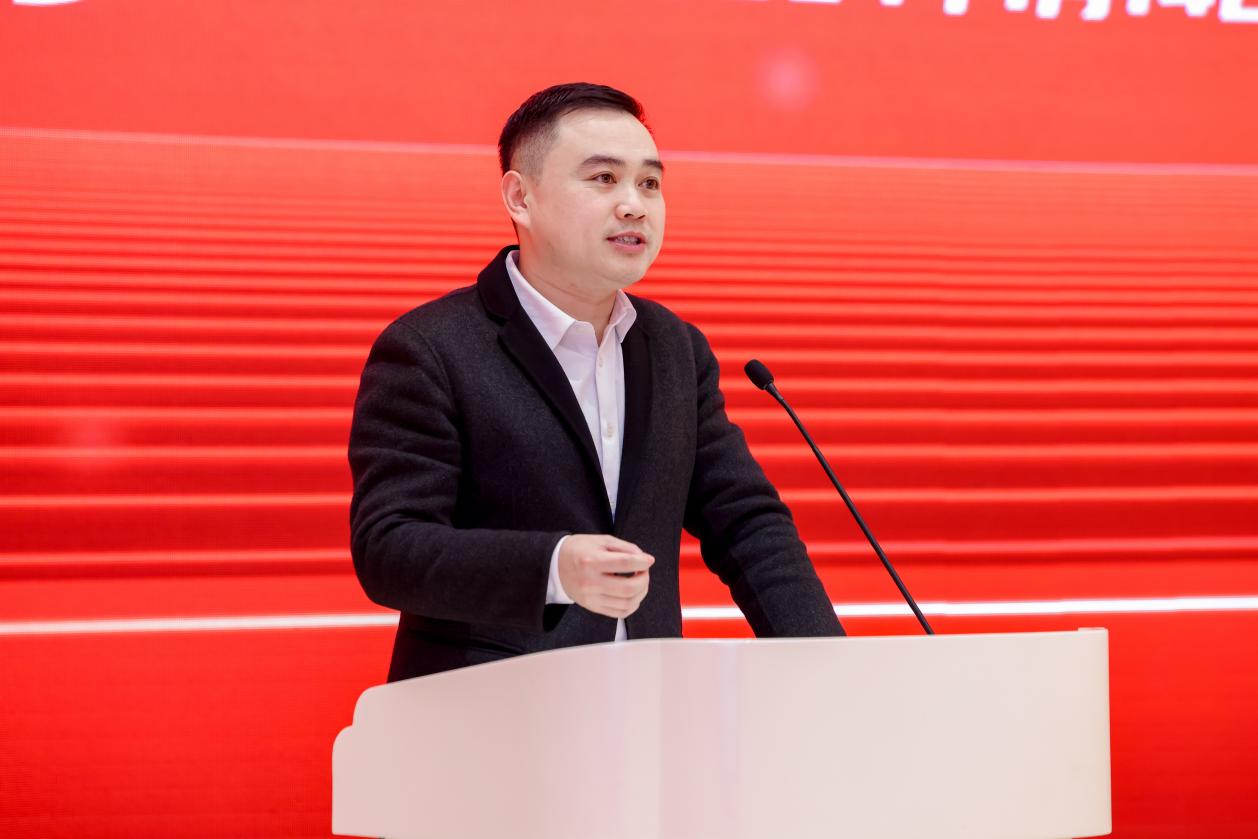 《向阳新程》民营经济赋能高质量发展｜袁贵华：双平台联动黔沪，以文化赋能解锁酱酒产业“销地销”新路径