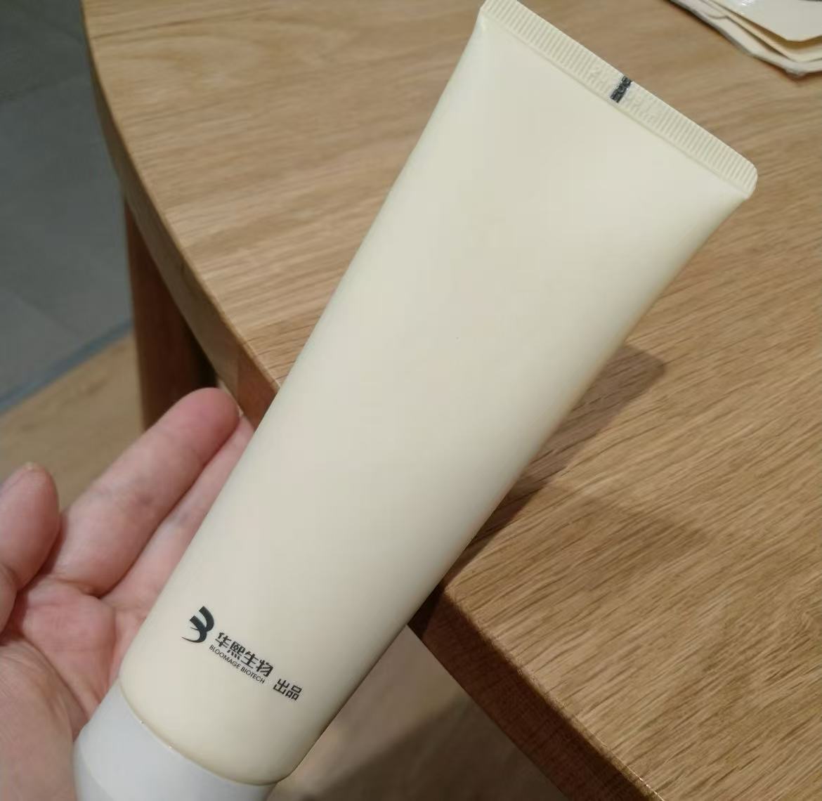 �������и��ֻ�
AI ���ɵ����ݿ��ܲ���ȷ��