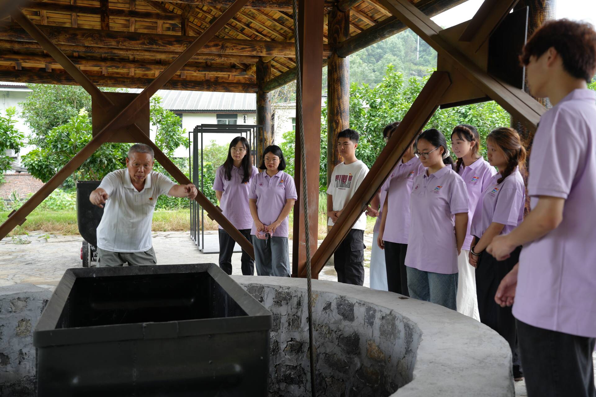 D491537DC7AB7AB2D49D3A8363F0AF24