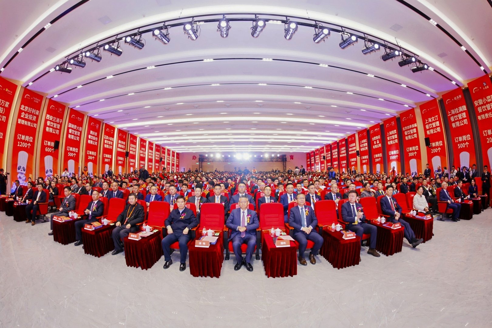 深耕融合之路 共话技能未来——福建新东方携优秀学子赴产教融合盛会,共探烹饪职教新方向第9张-西部新闻网 深耕融合之路 共话技能未来——福建新东方携优秀学子赴产教融合盛会,共探烹饪职教新方向第9张