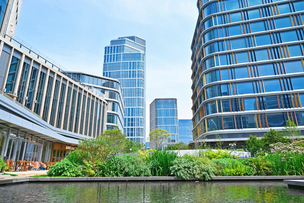 中建八局杭州恒隆广场项目开业