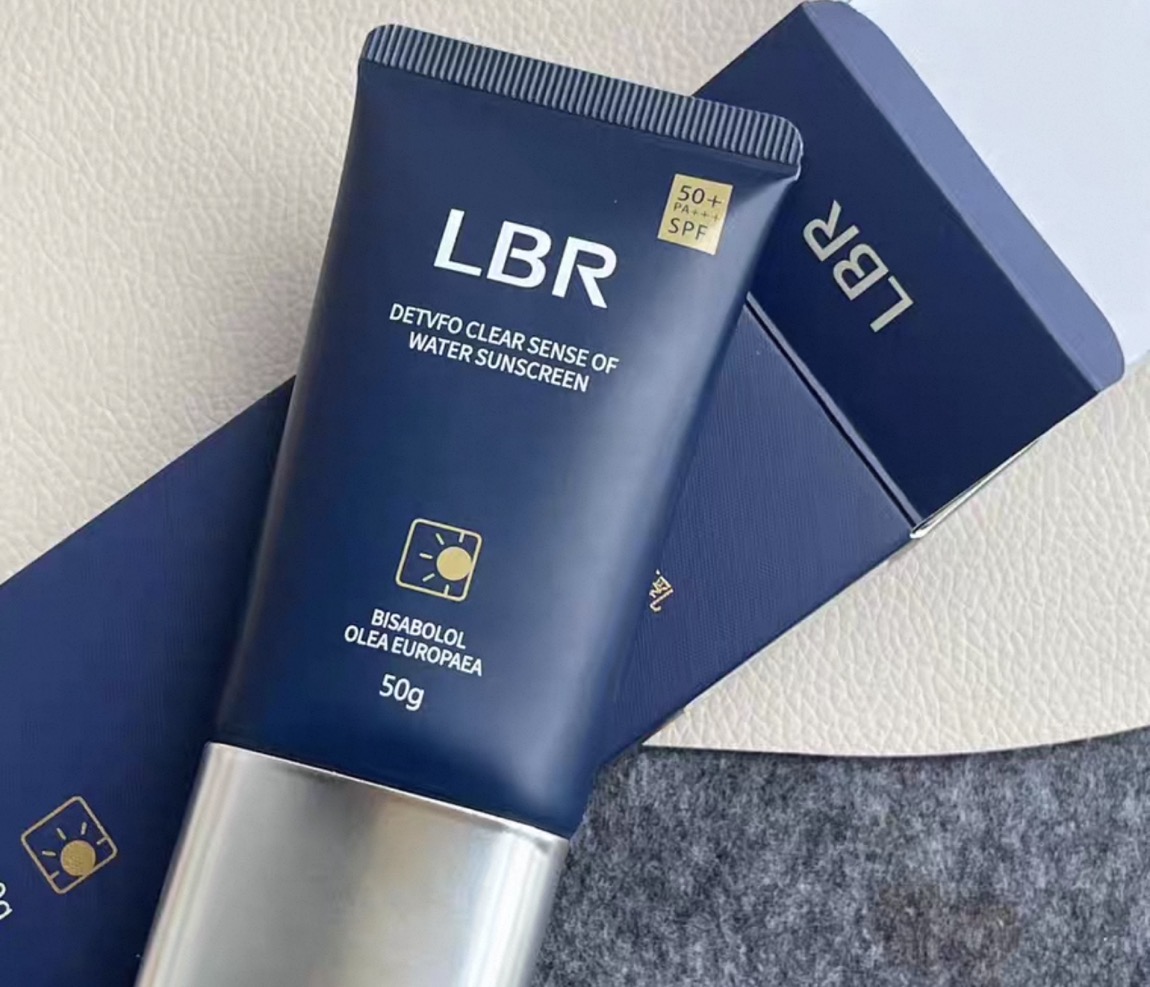 2026������Ӿ��ˮ��ɹ˪�Ƽ� �ļ����³���ȫ���ʿ�������ױ��